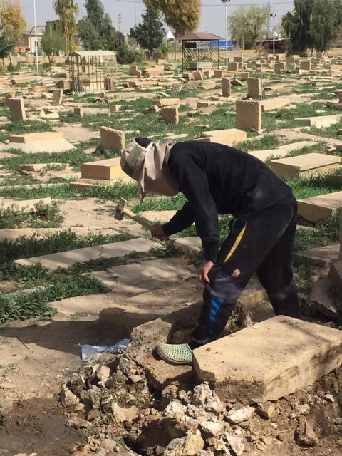 فروریختن مقبره های تاریخی در شیراز!