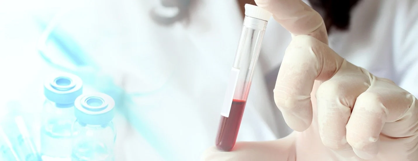What is the sign of low hb in blood test