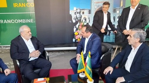 حضور ۸واحد تولیدی از قزوین در نمایشگاه توانمندی‌های صادراتی ایران