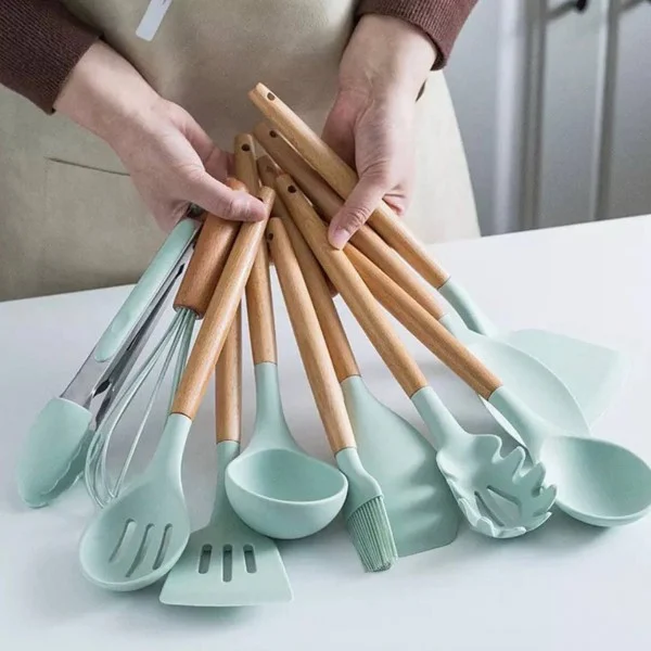 کفگیر ملاقه برای ظروف تفلون