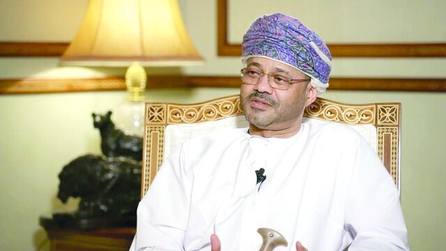 وزیرخارجه عمان به منزل شهید امیرعبداللهیان رفت/عکس