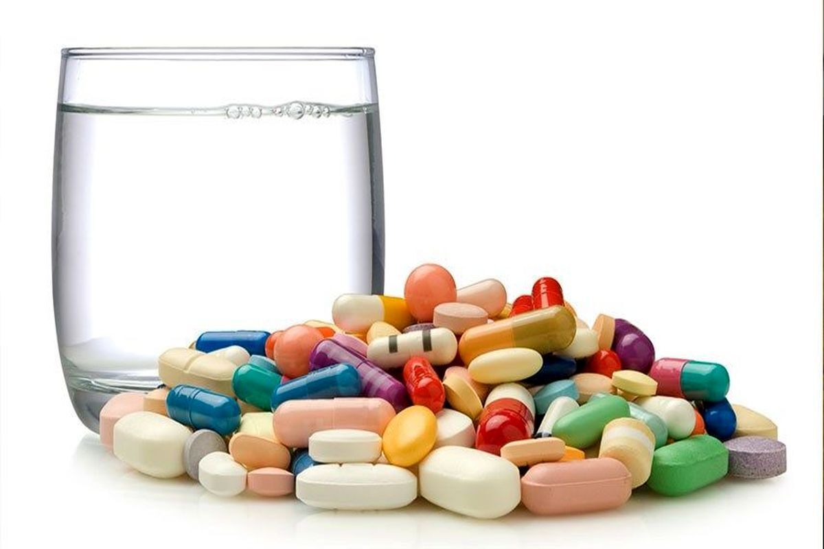 اهمیت اطلاع پزشک از بروز علائم مشکوک بعد از مصرف دارو