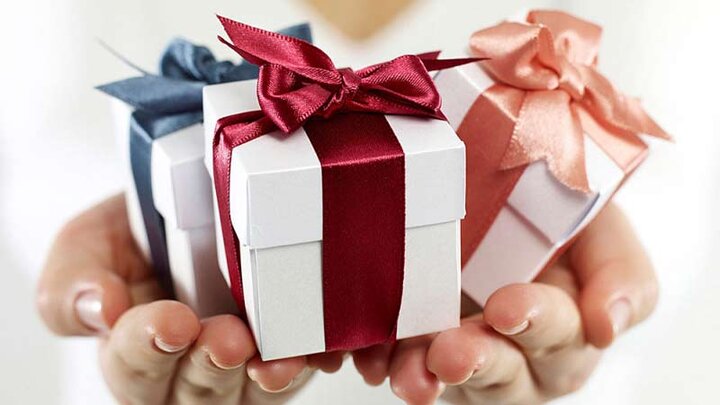 بهترین هدیه برای همکار خانم چیست؟